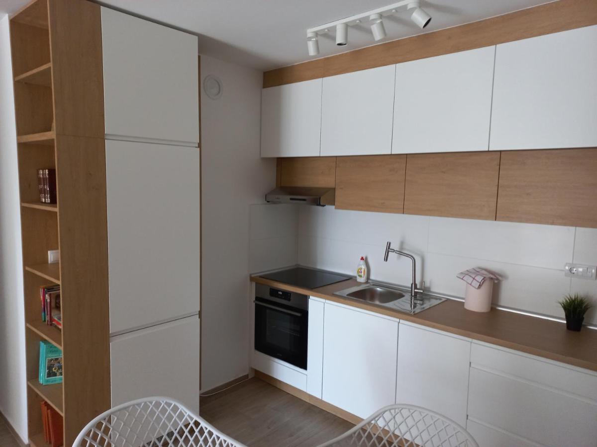 Lovely One Bedroom Apartment Ub Exterior foto